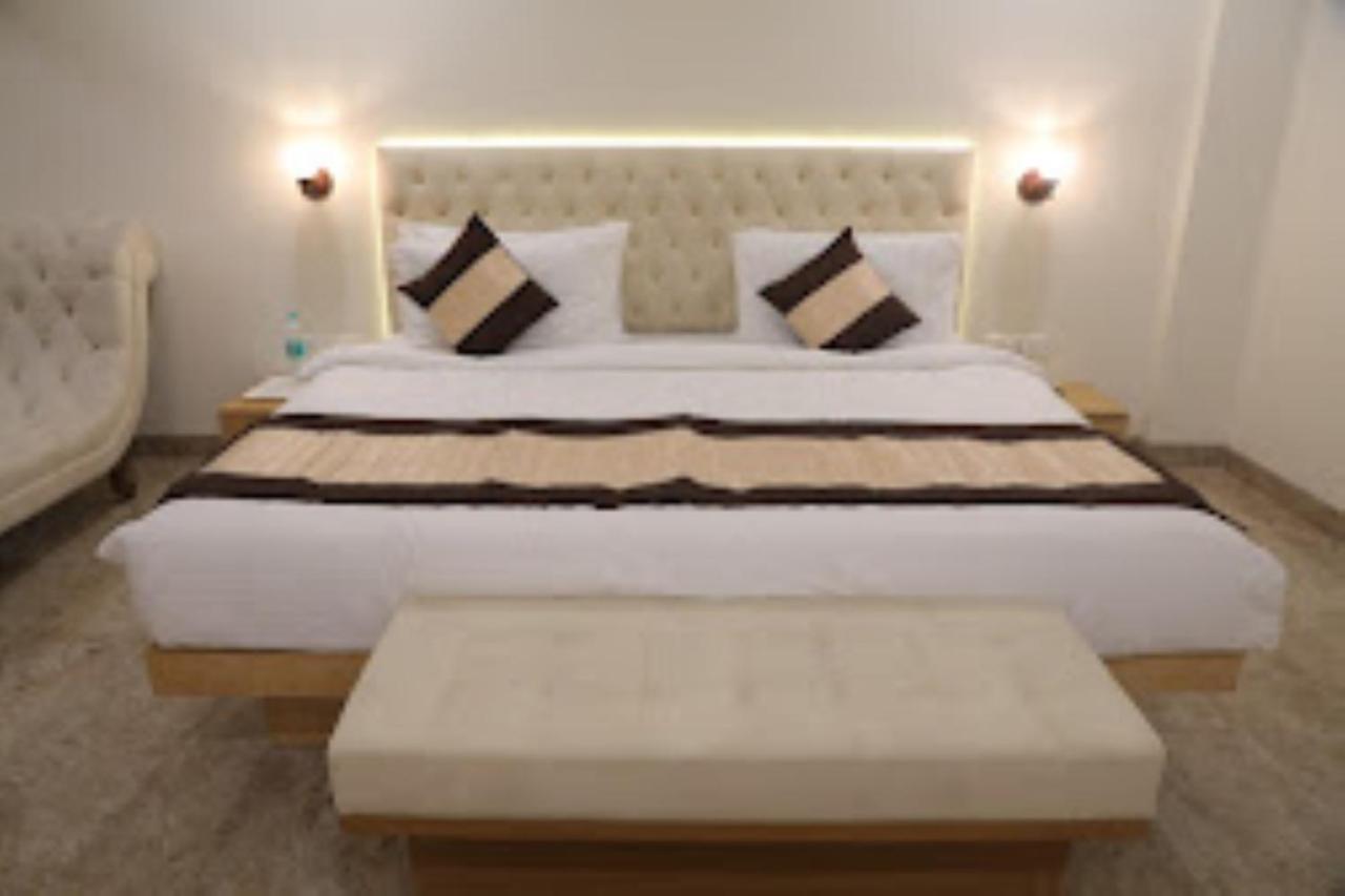 Hotel Aditya Residency Bhopal Zewnętrze zdjęcie